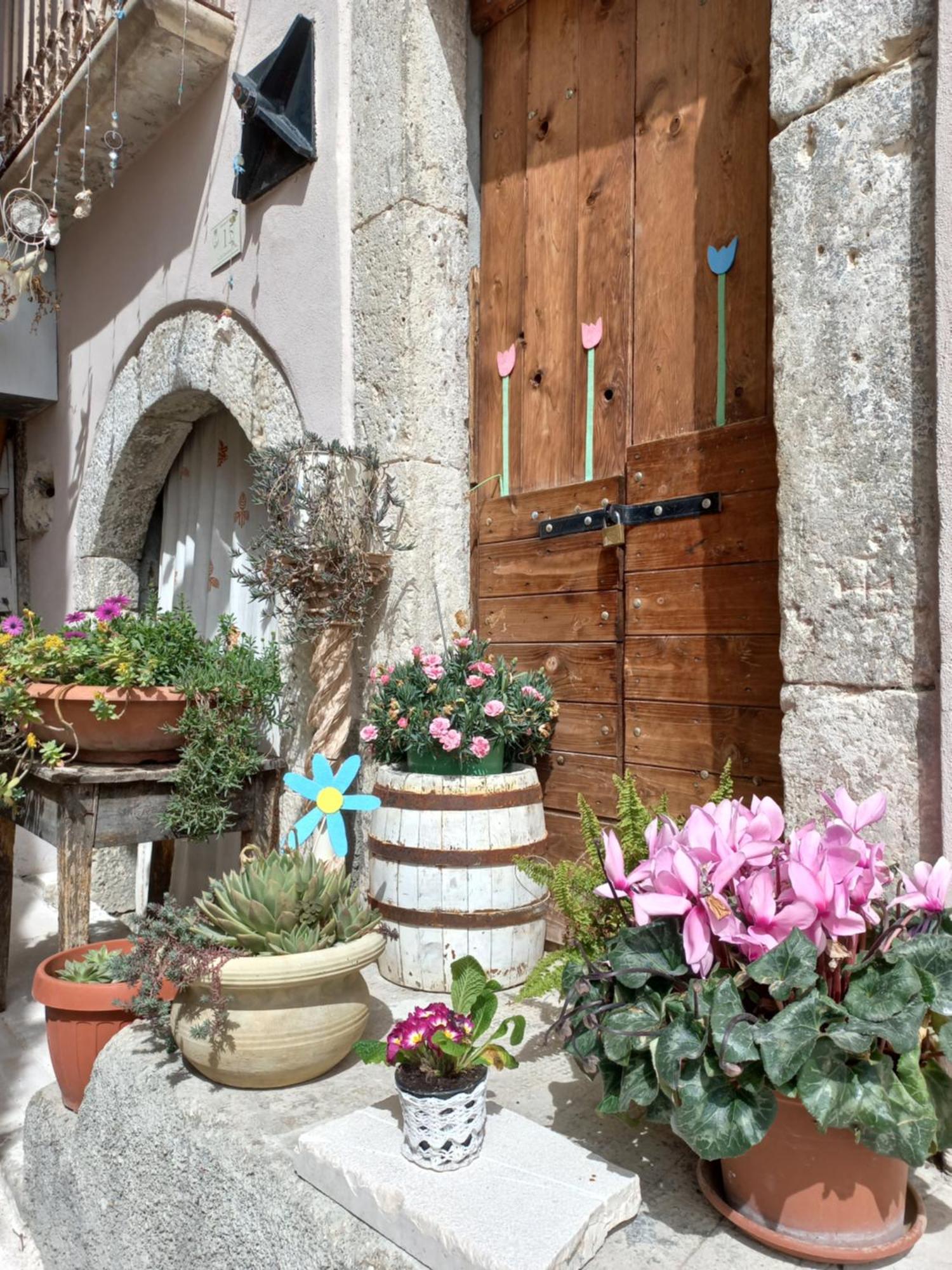 L'Armonica Di Nonnosandro Corfinio Exterior photo